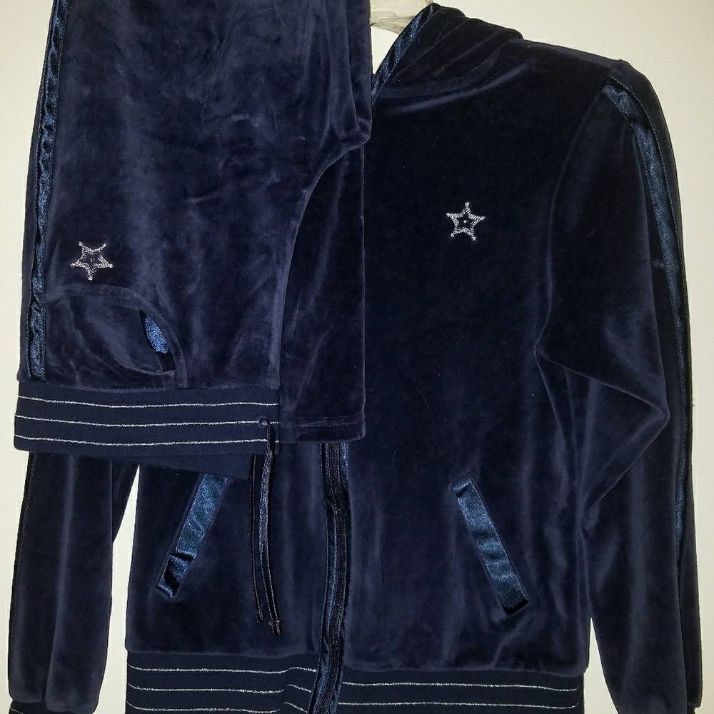 Sweatsuit